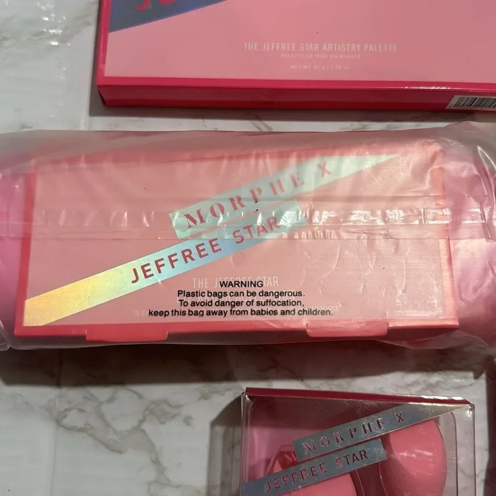 Jeffree Star morphe limited edition eyeshadow palette brushes lip gloss‎ spray